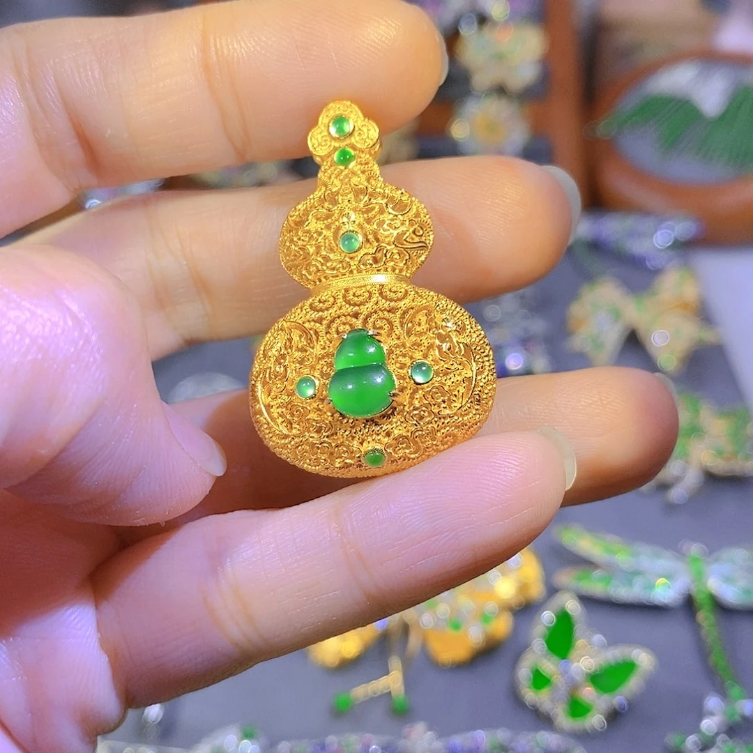 颈饰银S925镶嵌翡翠