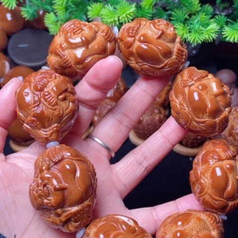 【闪购商品】手串/手链橄榄核?***光32左右横财手持