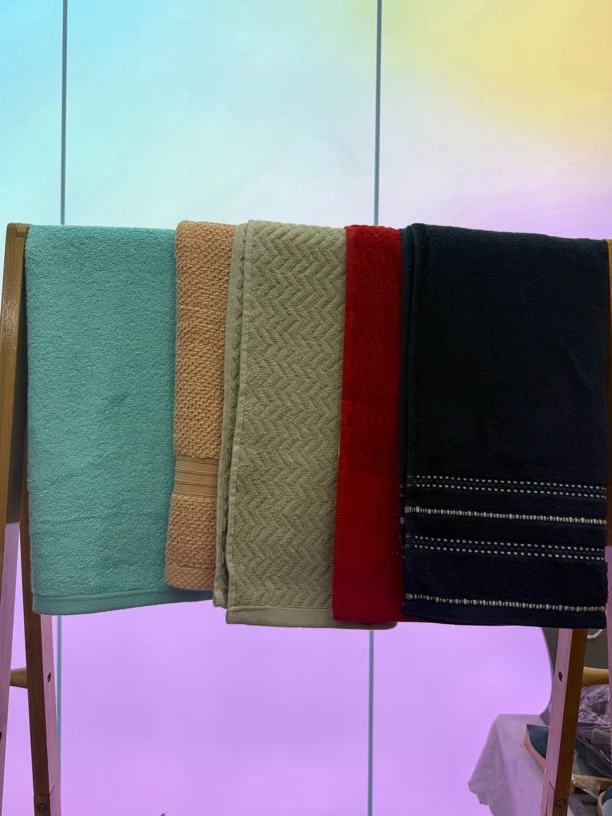 柔软不掉毛毛巾颜色随机发二