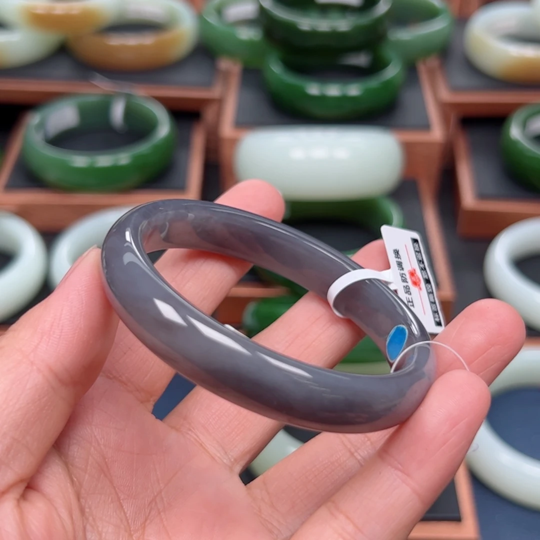 未镶嵌手镯和田玉(****づ