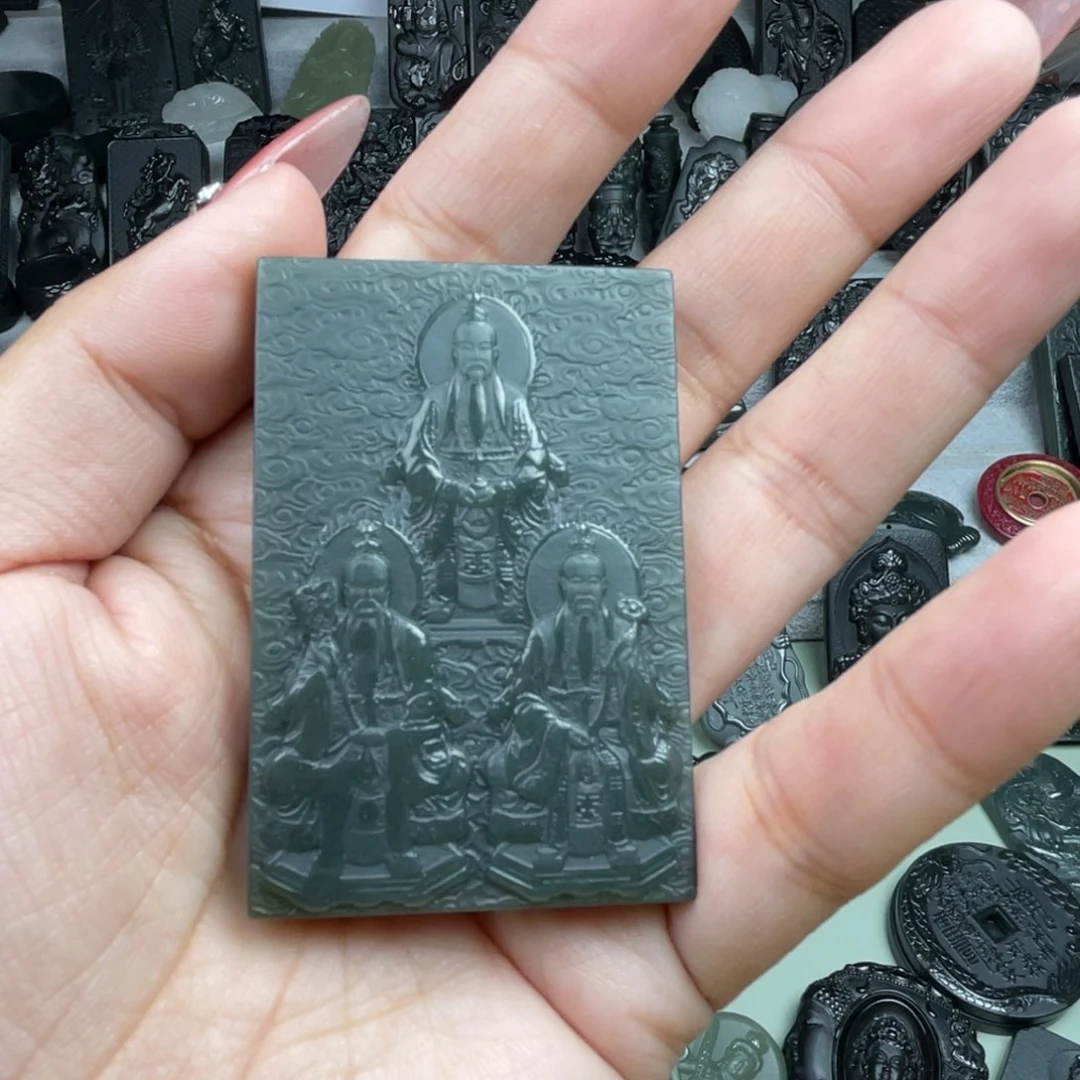 颈饰未镶嵌和田玉