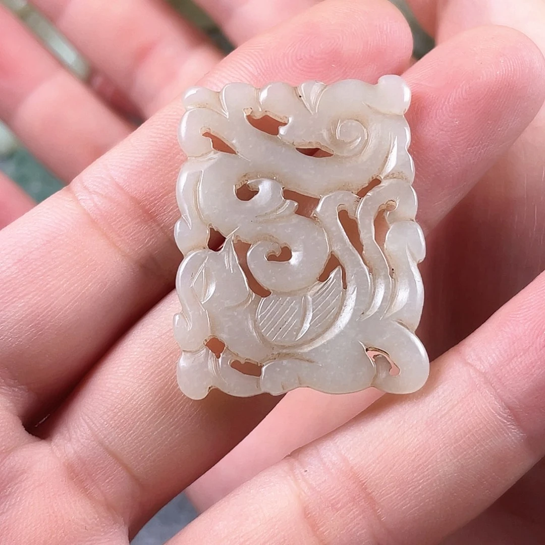 和田玉（糖玉）未镶嵌颈饰