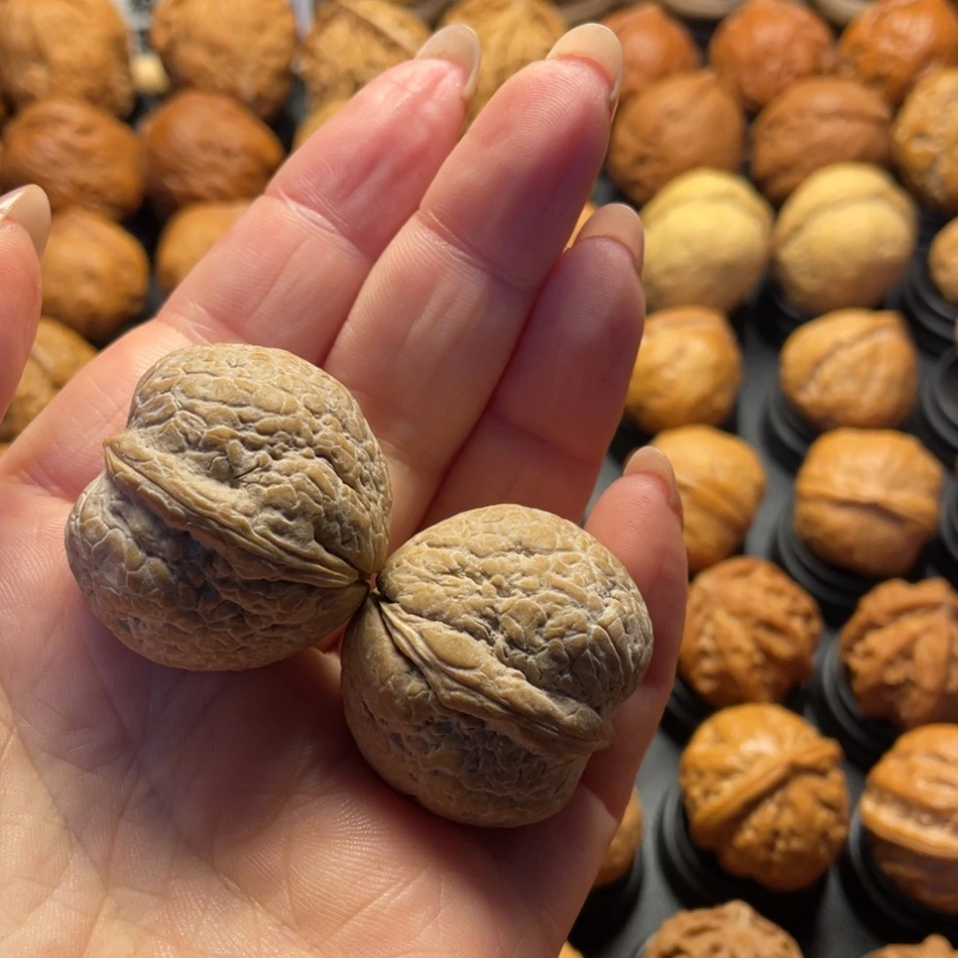 A***佛文玩核桃吊坠核桃