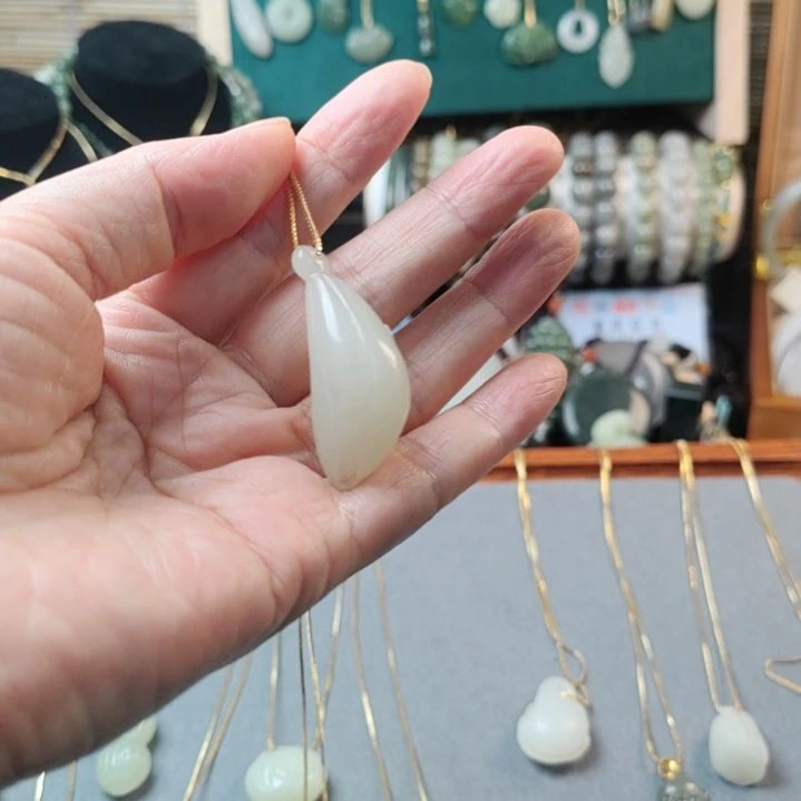 和田玉（白玉）未镶嵌颈饰