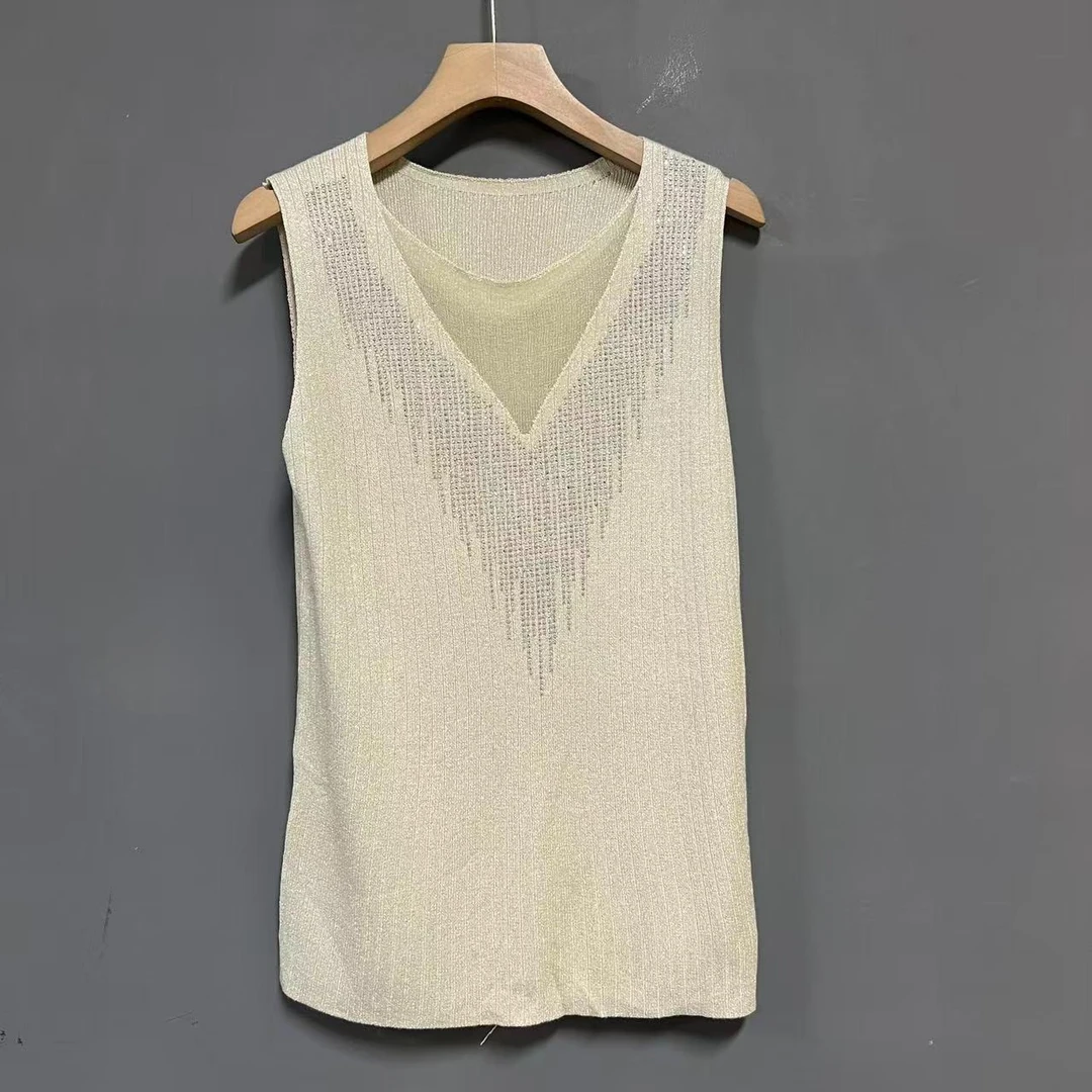 柔软舒适百搭吊带女背心打底1017