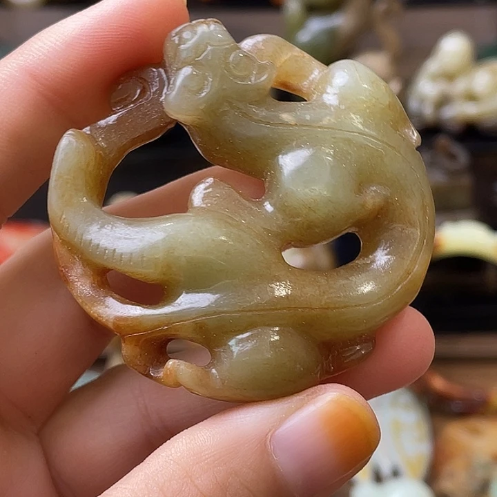 和田玉（糖玉）未镶嵌颈饰