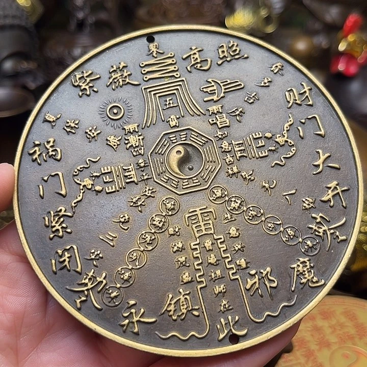精美铜器批发档口