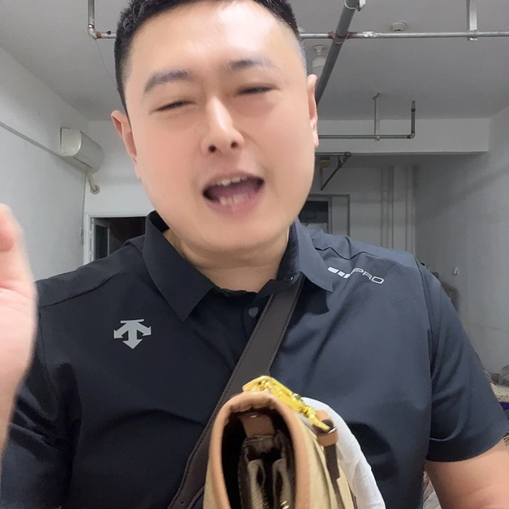 PVC锦纶灯芯绒山羊皮（革）麂皮（革）