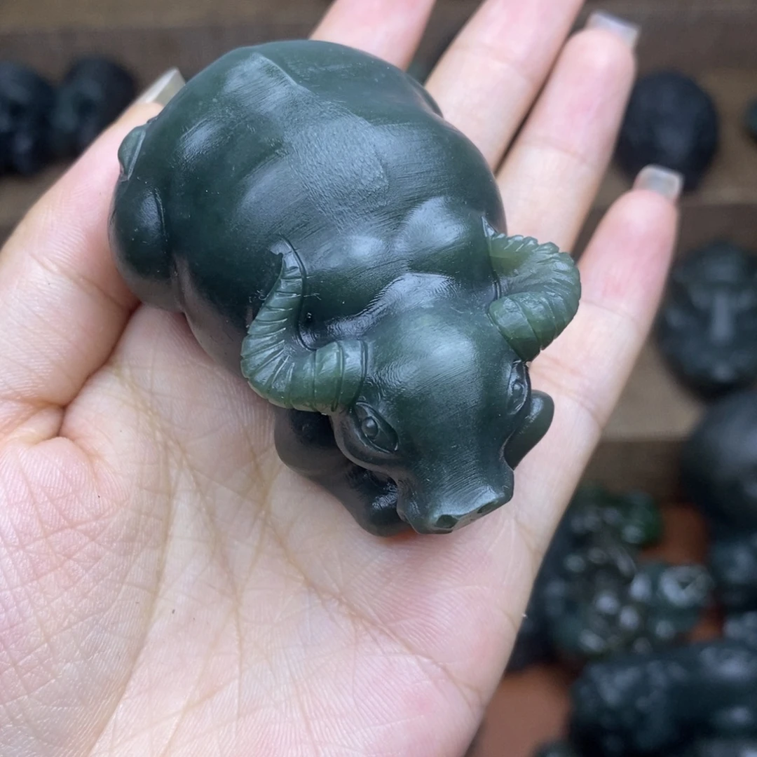 高***厂和田玉未镶嵌颈饰