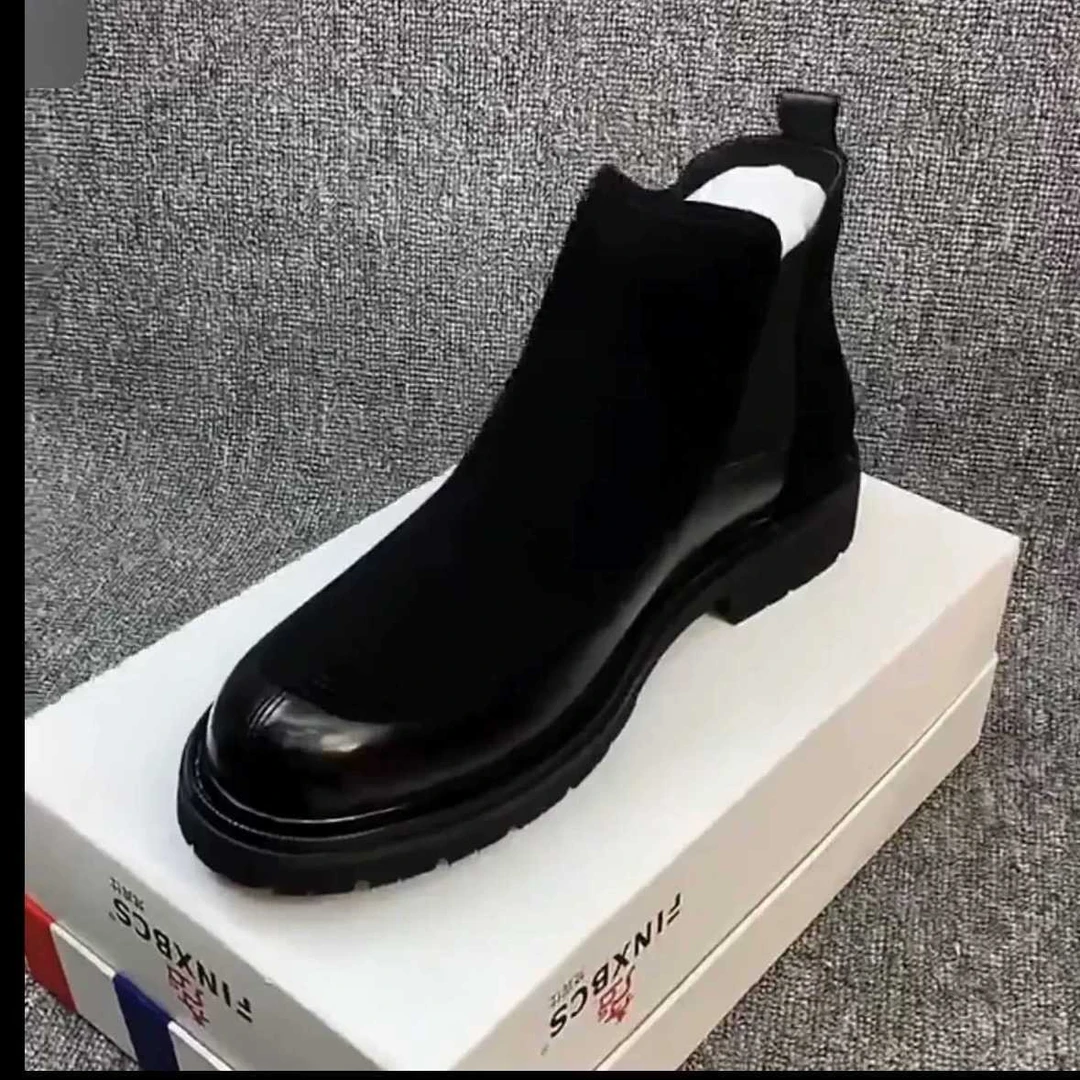 休鞋子秋冬款男闲板鞋新款高帮男士黑色马丁靴保暖韩版休闲男皮鞋