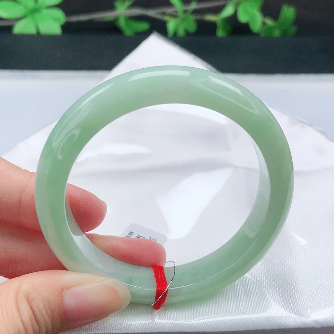 翡翠未镶嵌手镯55圈