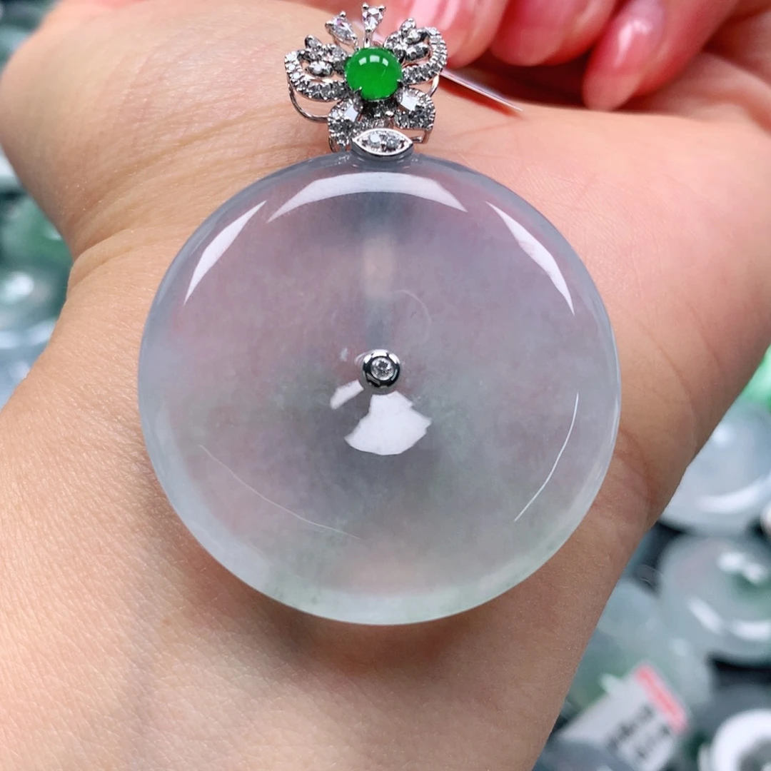 翡翠颈饰18K金镶嵌天然翡翠