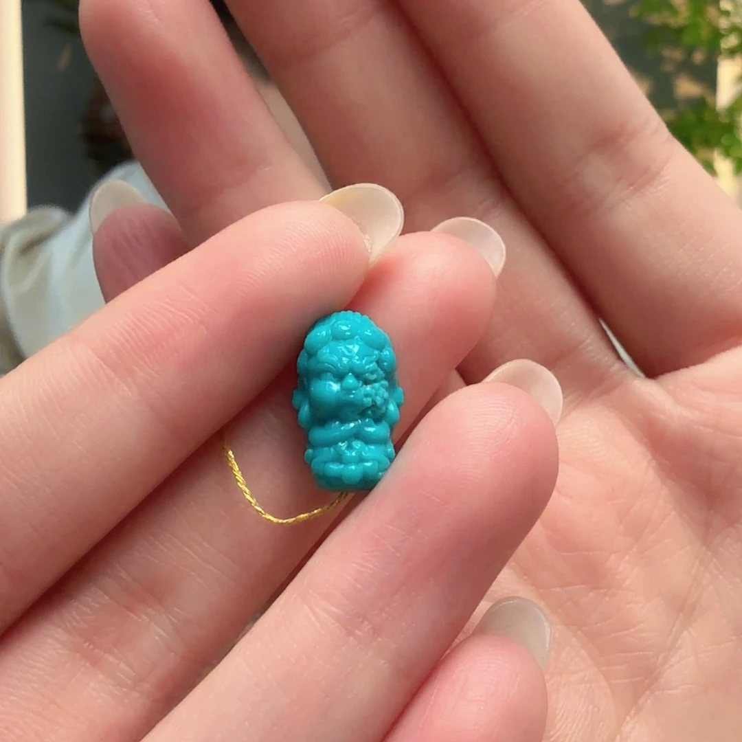 绿松石未镶嵌颈饰