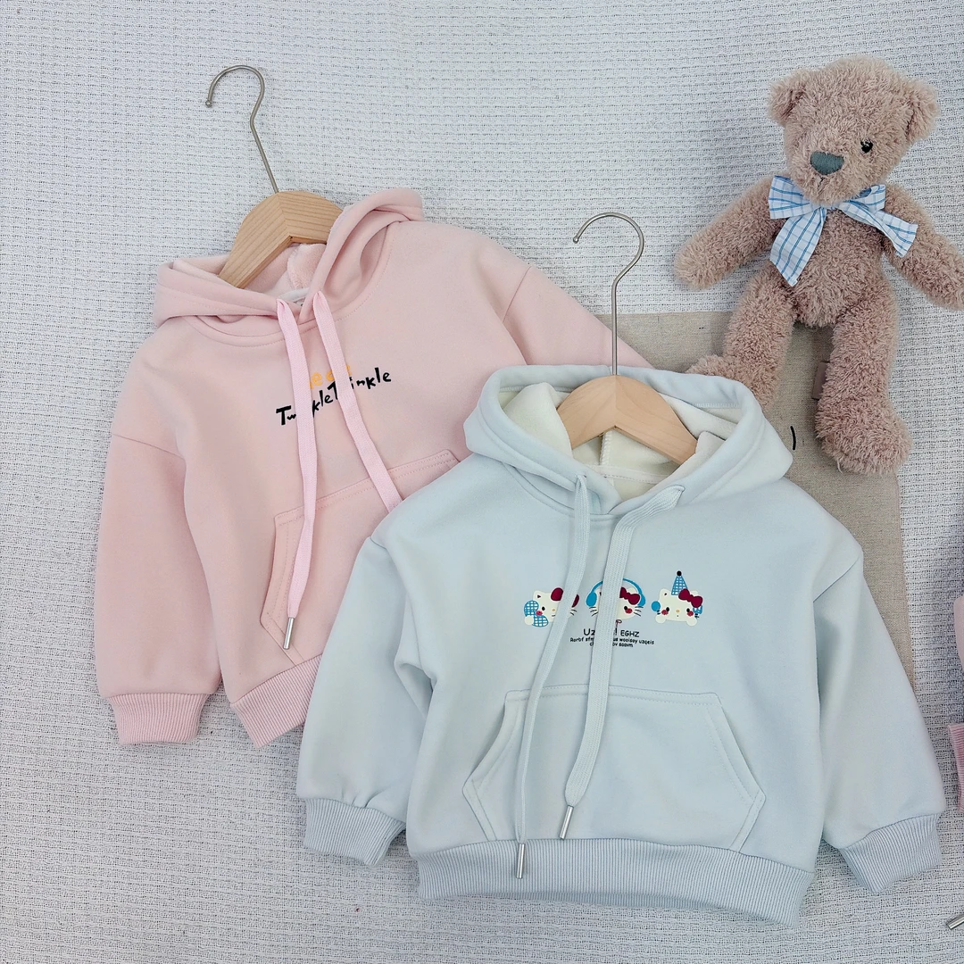 【九妈家】26新款男女宝加绒保暖连帽卫衣洋气套头衫新年穿搭M-1103