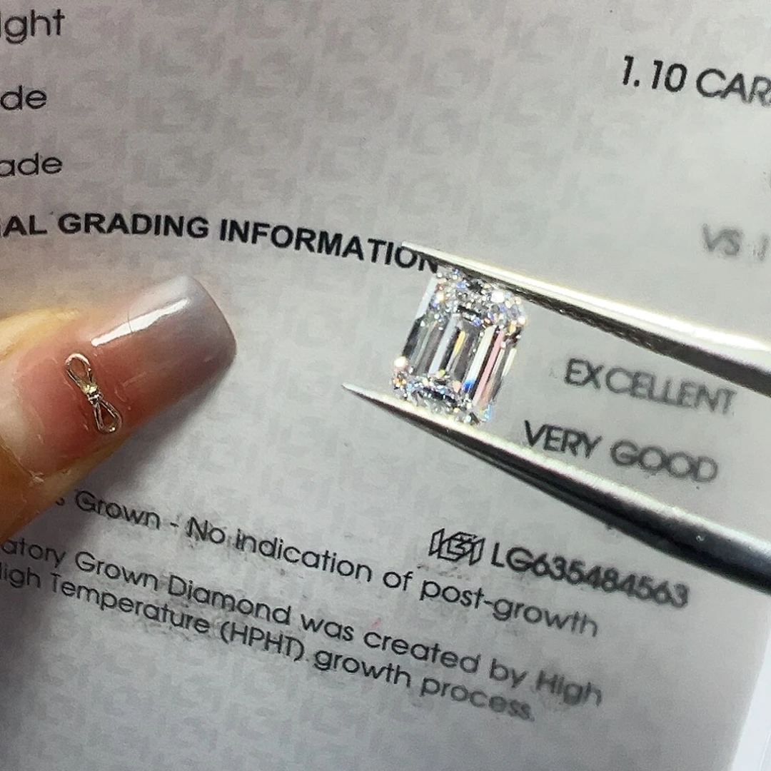 合成钻石裸石1.1ct祖母绿白钻上海igi