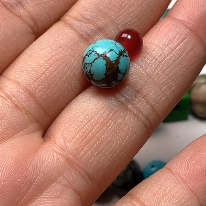 南红玛瑙未镶嵌颈饰