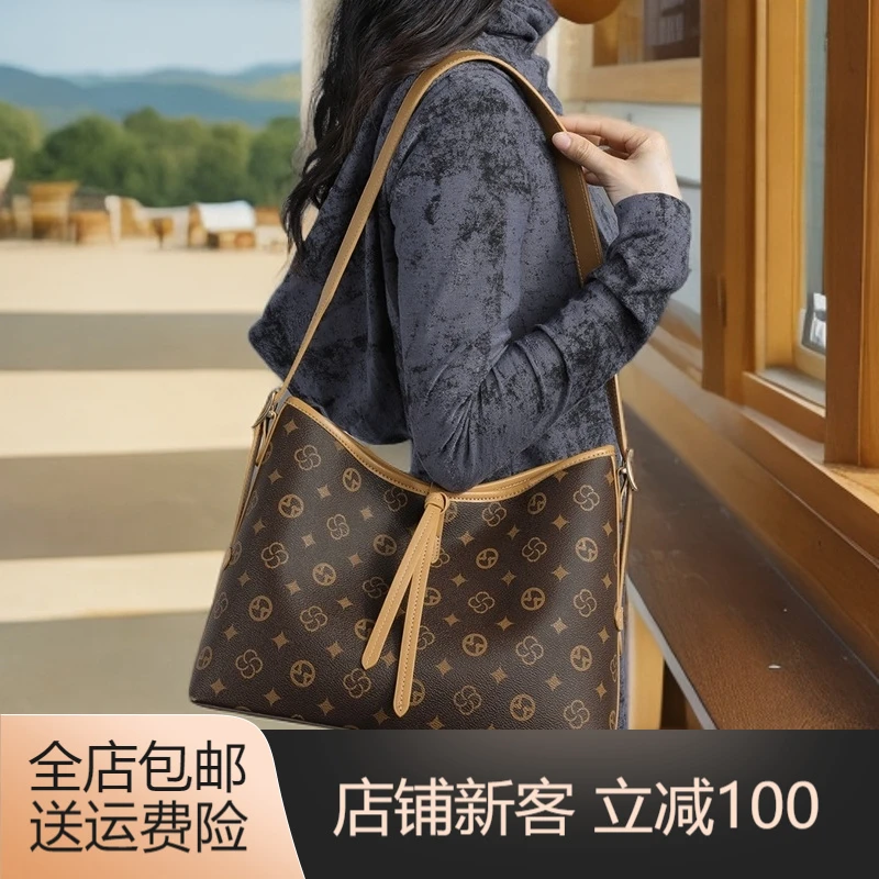 爆款包包上档次印花新款斜挎包高级感轻奢单肩大容量腋下女款女包