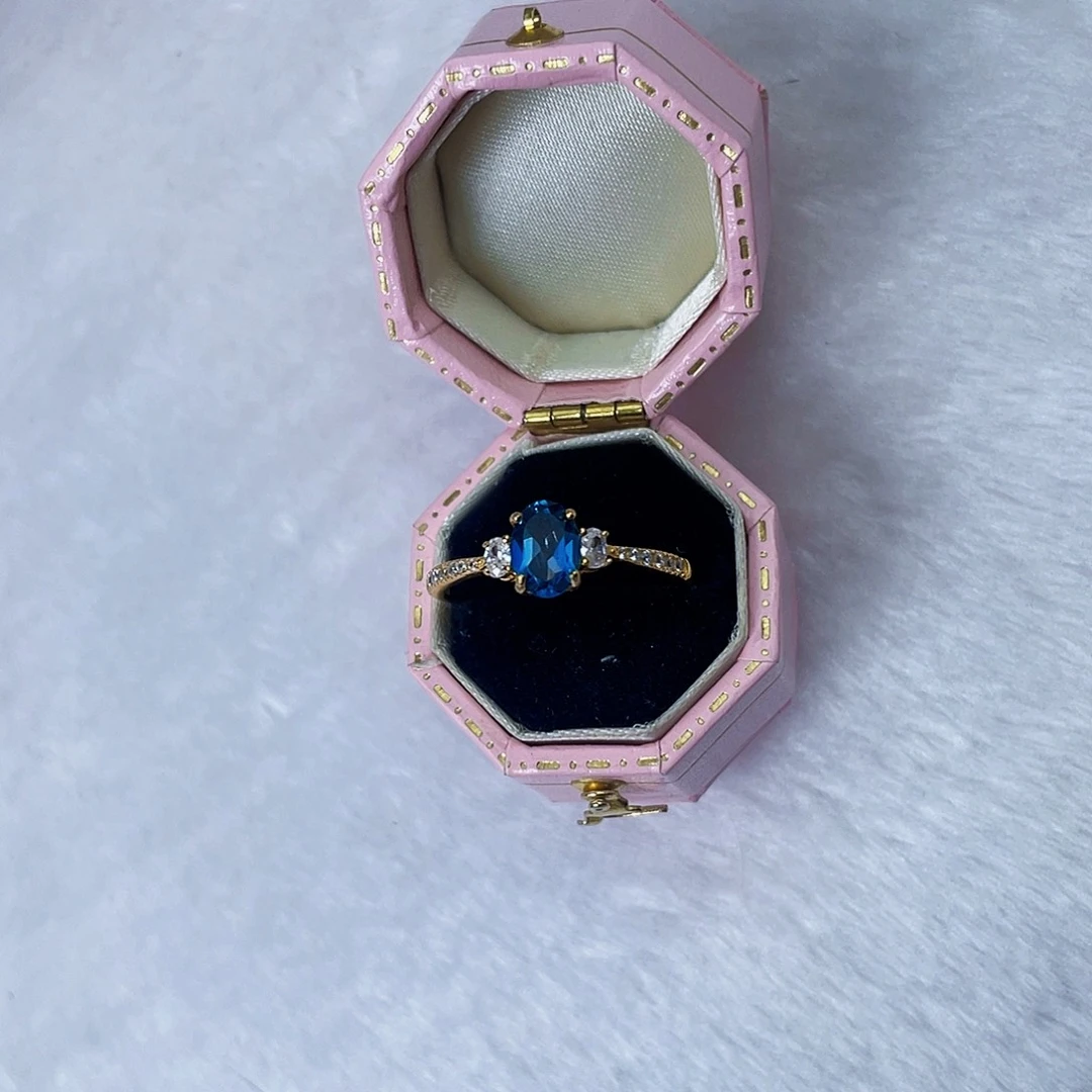 银S925镶嵌戒指托帕石三石设计款戒指