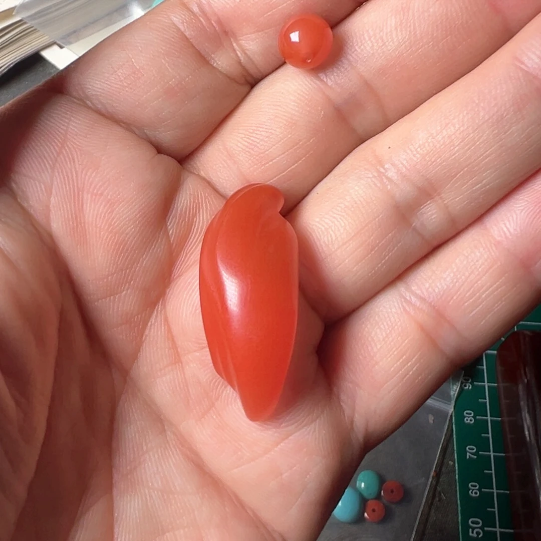 南红玛瑙未镶嵌颈饰