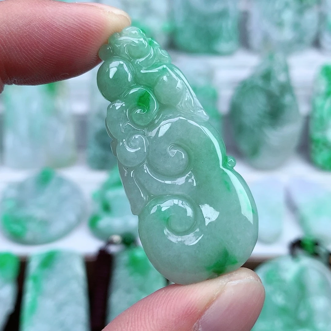 翡翠未镶嵌颈饰翡翠吊坠