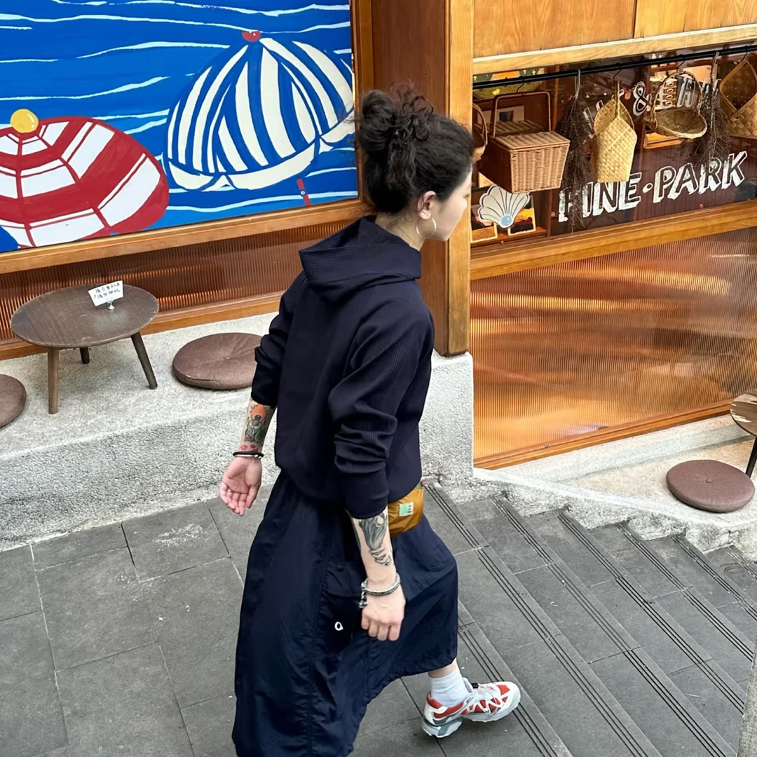 “穿搭公式”立体裁剪显瘦高质感华夫格连帽卫衣（必入”