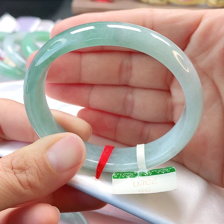 未镶嵌手镯翡翠55贵妃