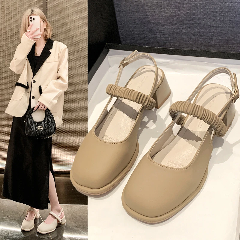 复古粗跟一字带包头凉鞋女2024春夏季新款后空方头百搭镂空高跟鞋