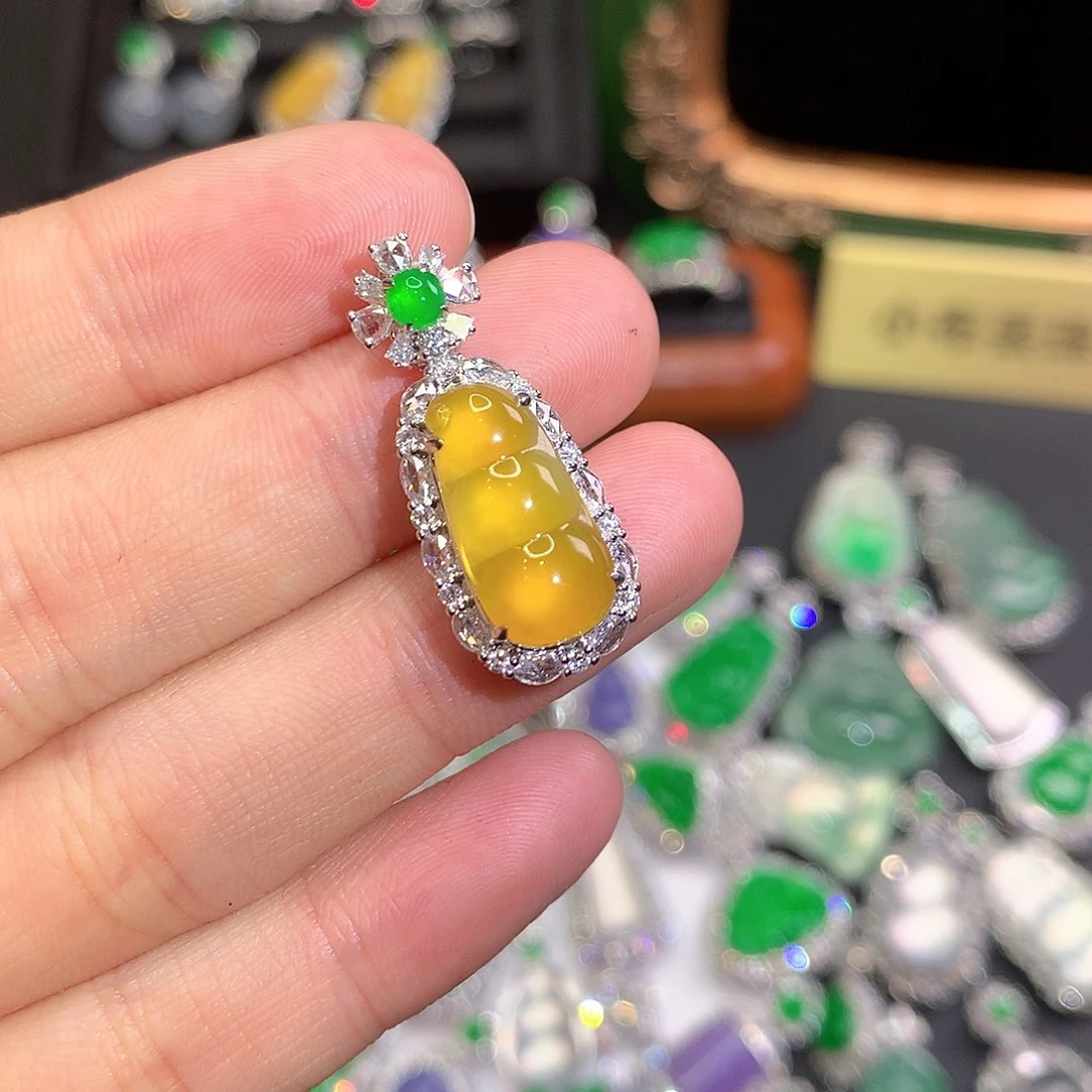 翡翠18K金镶嵌吊坠(不含链)