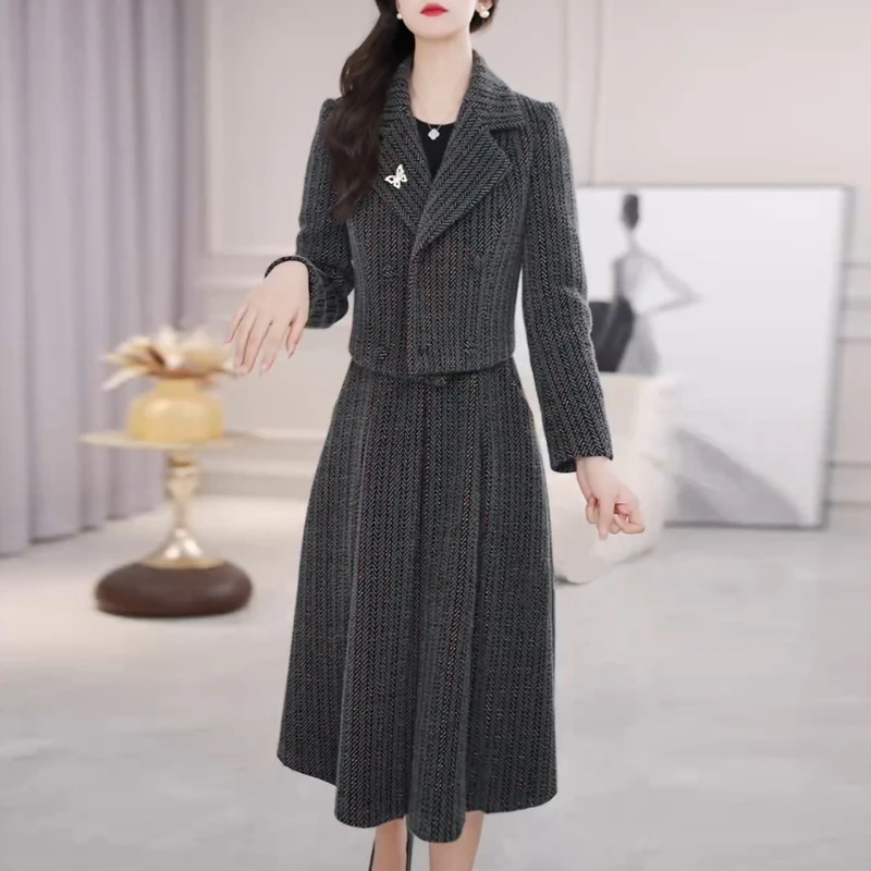 小香风厚款套装连衣裙2025年新款春秋爆款时尚高贵洋气妈妈两件套