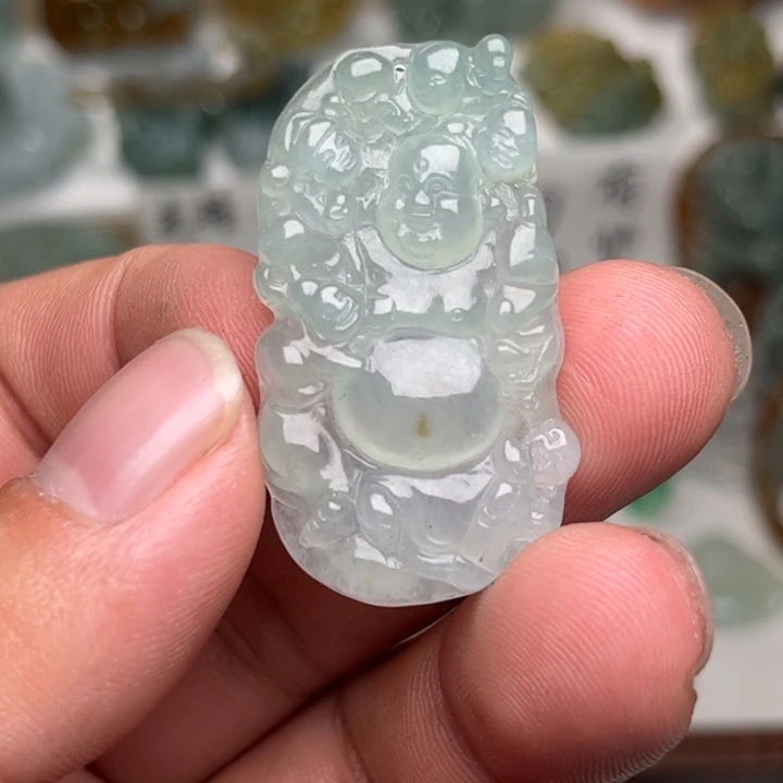 颈饰未镶嵌翡翠佛