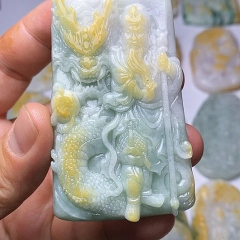 定制翡翠未镶嵌翡翠