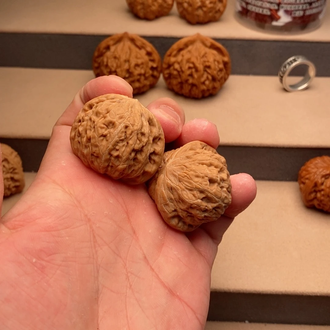 文玩核桃把件啊*呀铁锤