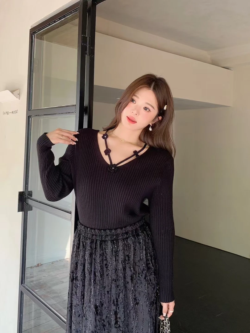 【萍姐家】V 领百搭大码拼接蕾丝时尚性感针织毛衣长袖打底衫