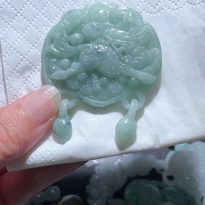 颈饰未镶嵌翡翠天