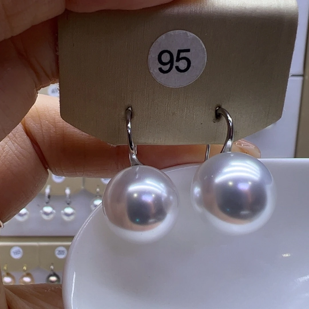 淡水珍珠银S925镶嵌耳饰