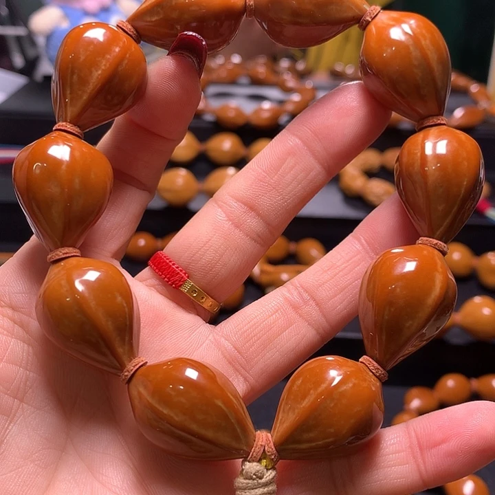 手串/手链橄榄核三花手串