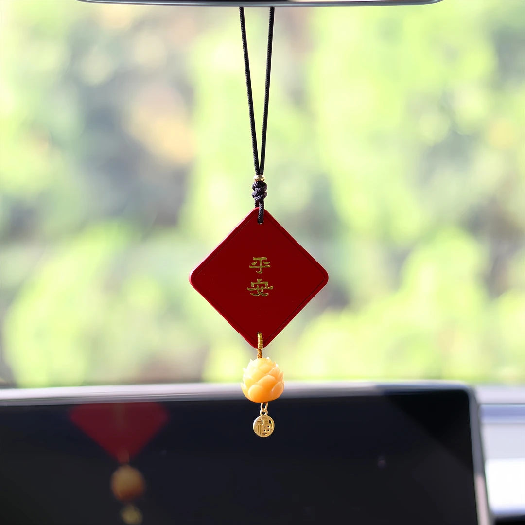 【新款风化菩TI系列】出入平安车载装饰品汽车挂件牛皮牌后视镜挂件