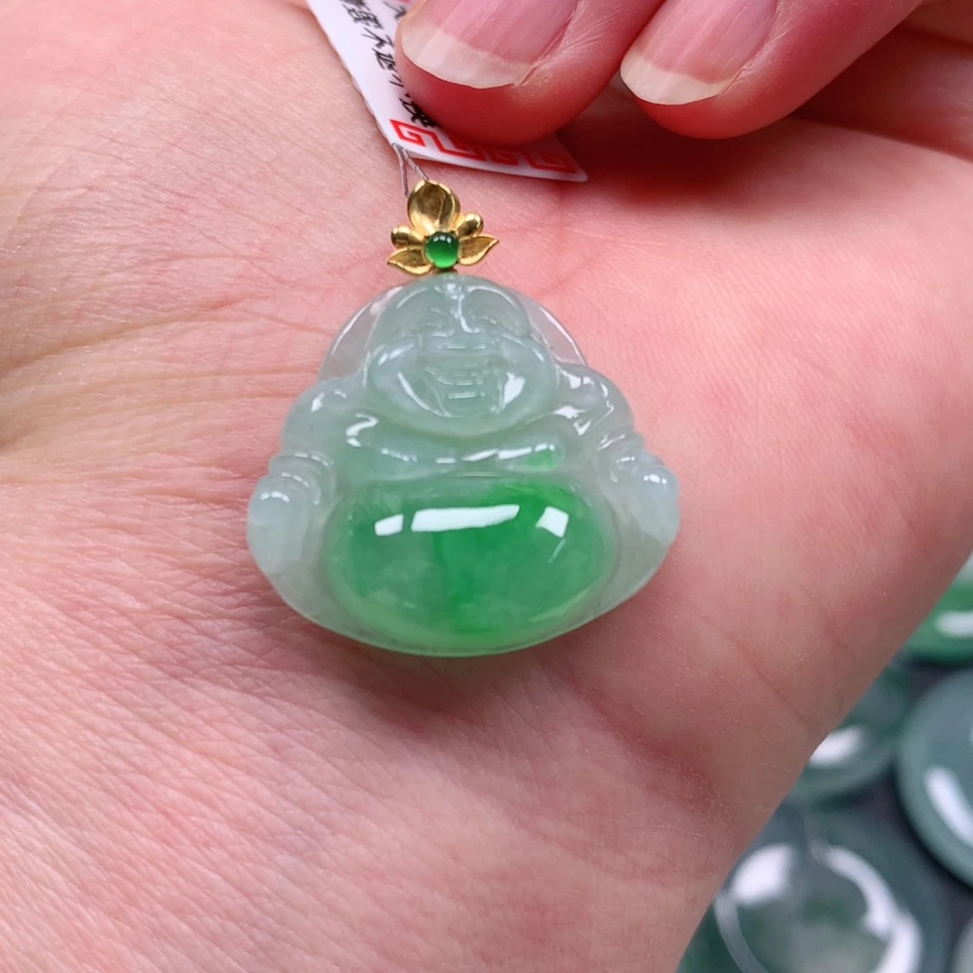 颈饰18K金镶嵌翡翠天然翡翠