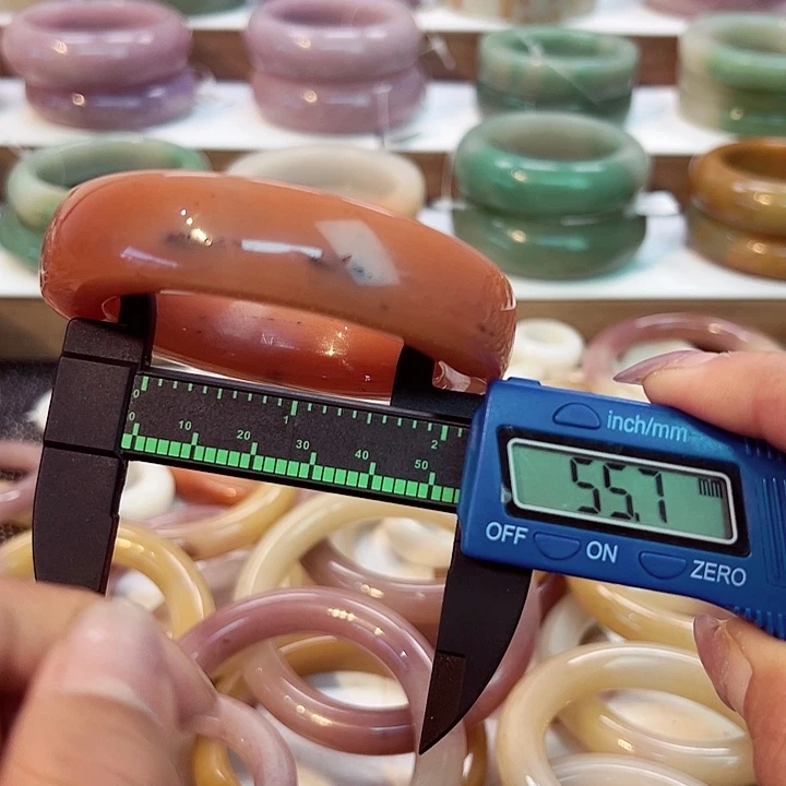 石英质玉手镯合金