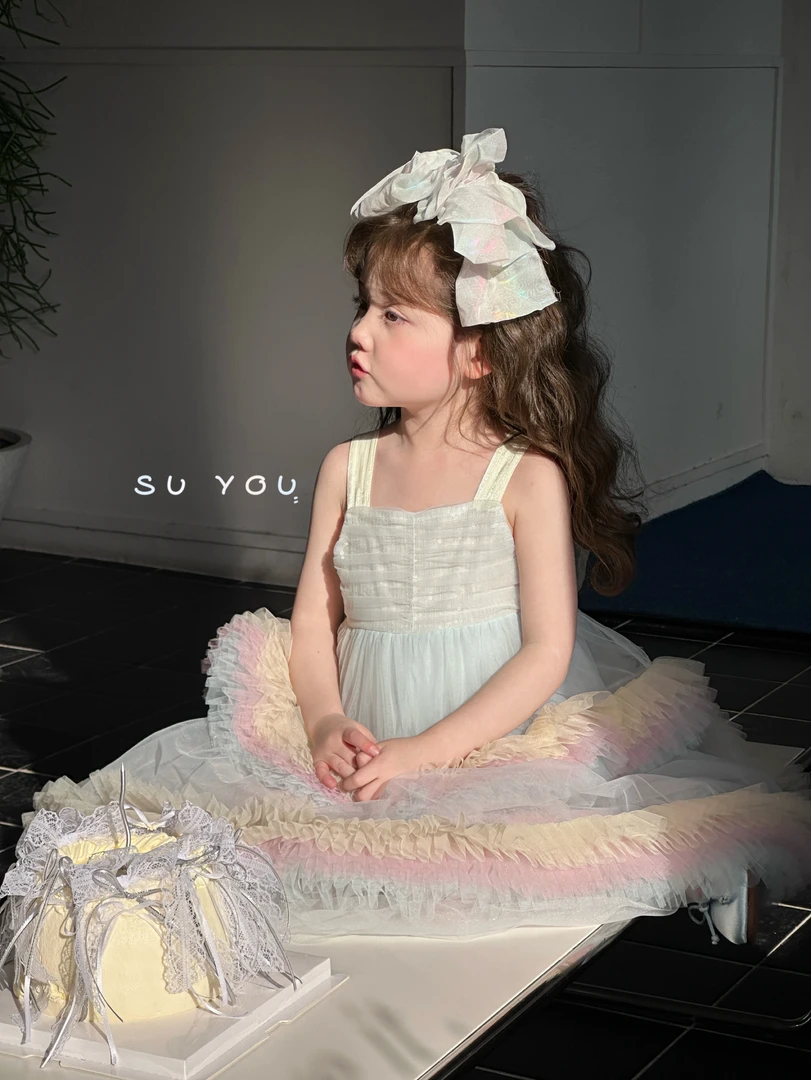 苏右 2025夏季新款女童小童韩版大蝴蝶结花朵吊带纱裙女宝连衣裙