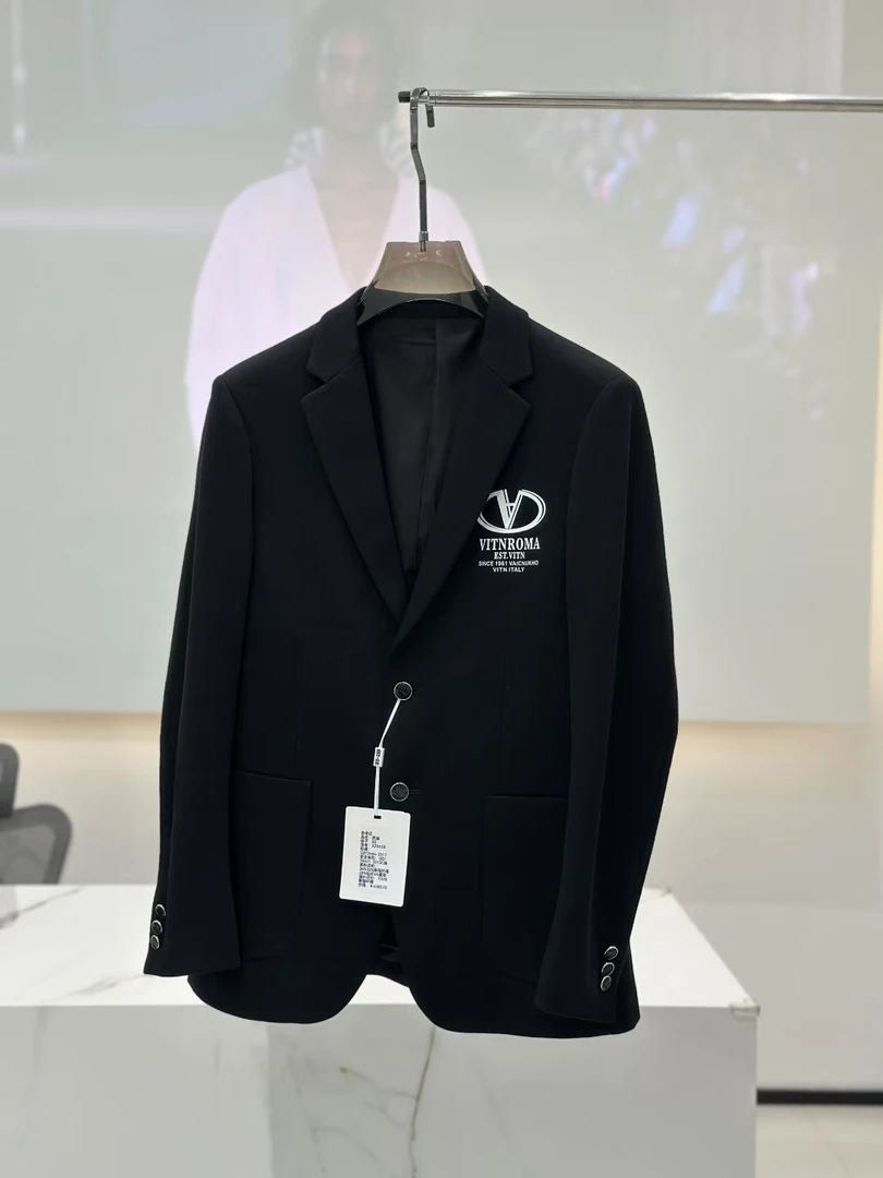 【沙恩名品】2025年秋冬标准西装修身休闲长袖常规款纯色男装西服