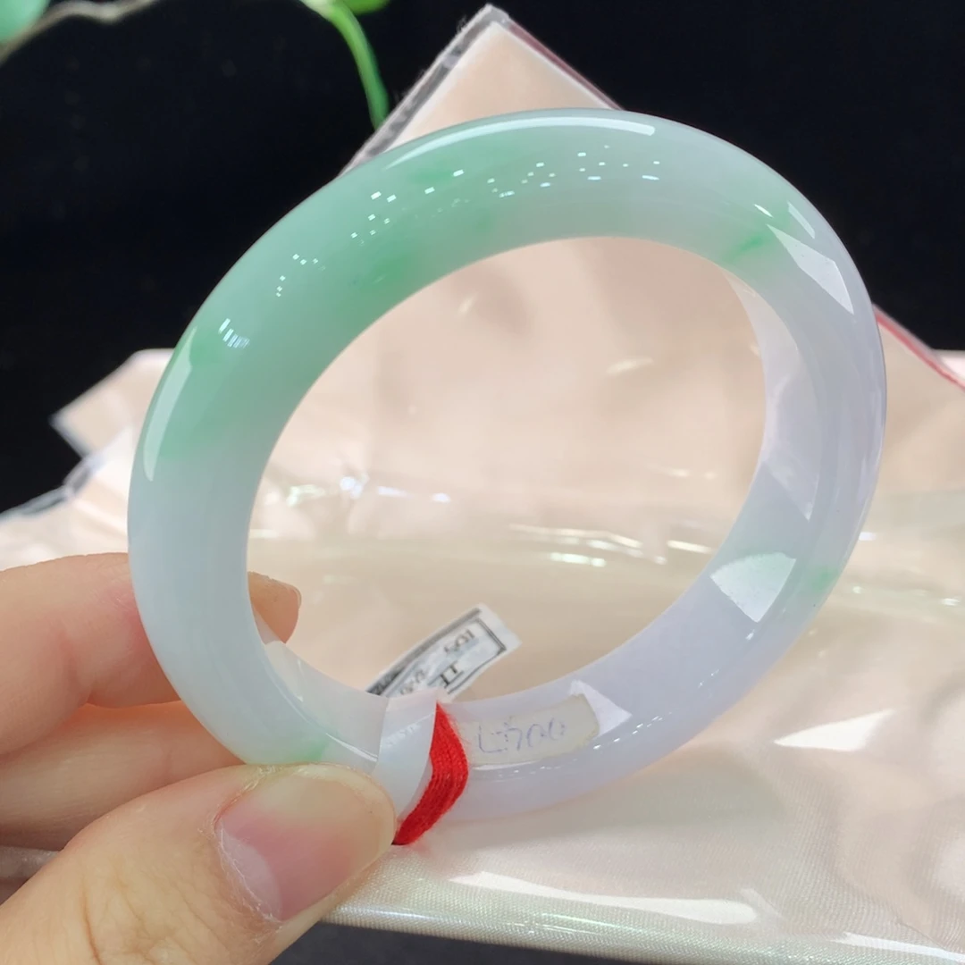 翡翠未镶嵌手镯0047