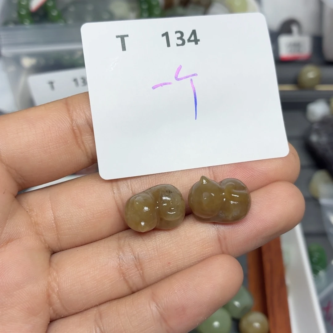 和田玉未镶嵌珠宝半成品T134