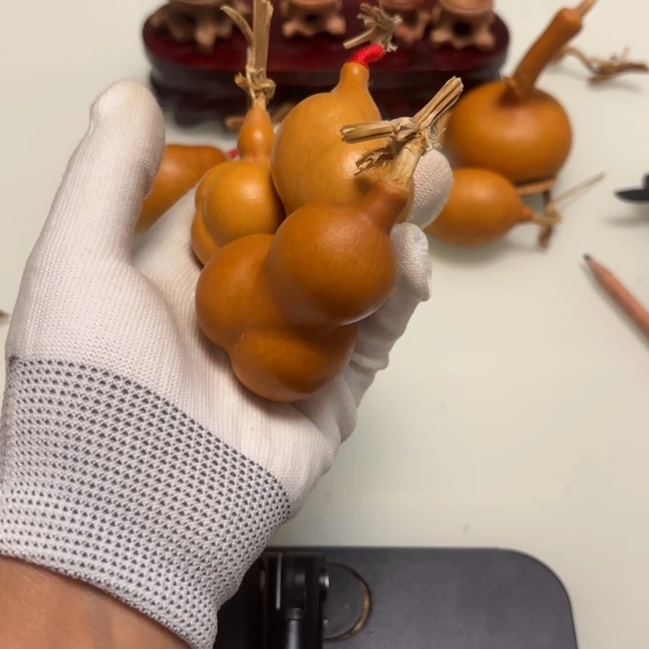 *****天然手捻老皮葫芦