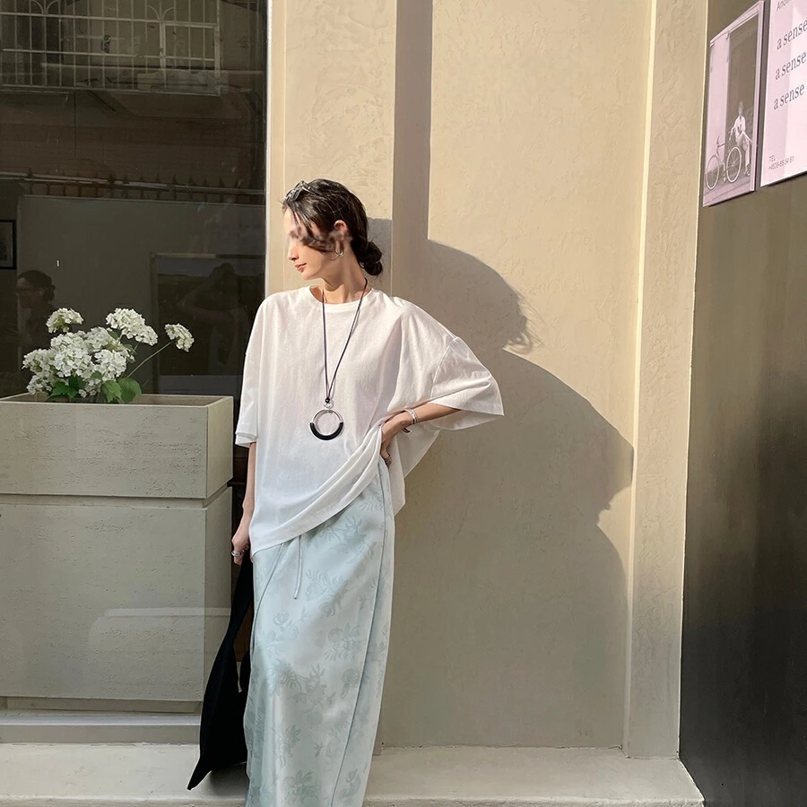 法式立体斜裁光泽感垂坠缎面直筒半身裙时尚温柔百搭休闲长裙