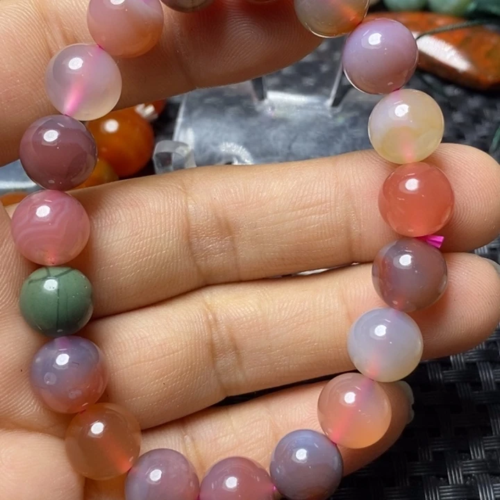 玛瑙/玉髓颈饰未镶嵌?****