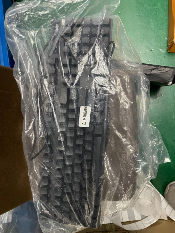 9新 viipoo/威珀 捡漏 v500pro有线键盘 左侧有损伤 编码L038