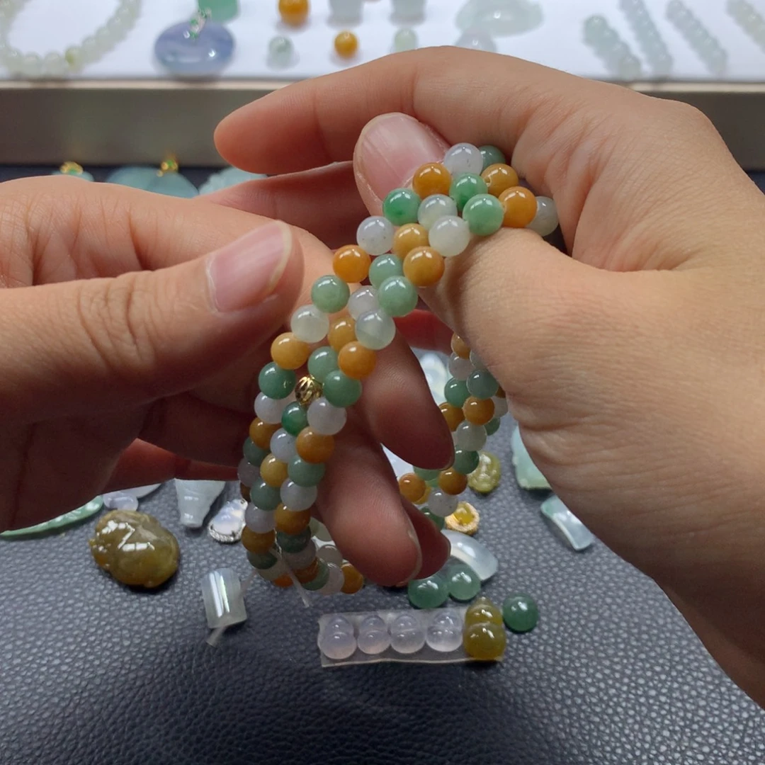 翡翠未镶嵌颈饰珠链