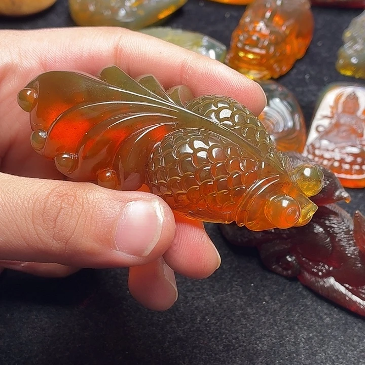 琥珀未镶嵌裸石62