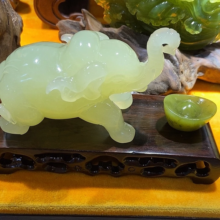 合金岫玉珠宝奇石